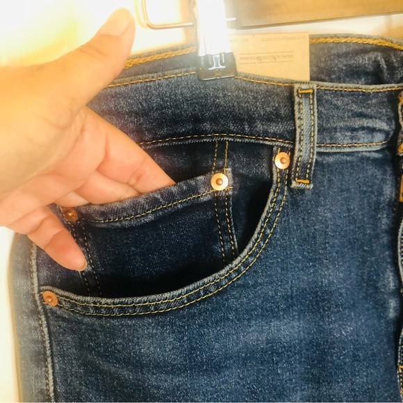 NWT New Levi’s 505 Regular Stretch, Size 36 X 33 and 34 X 32 - Picture 7 of 14